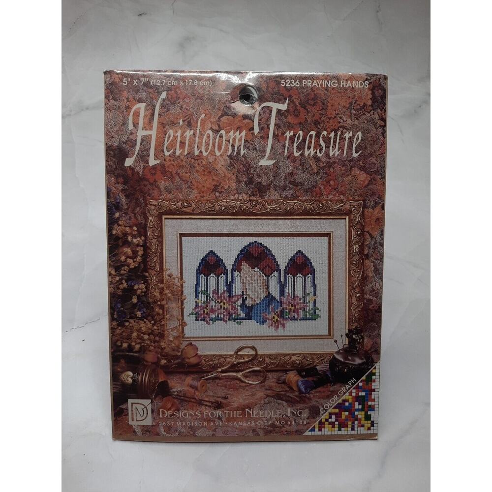 Designs For The Needle Heirloom Treasure Praying Hands 5236 5x7